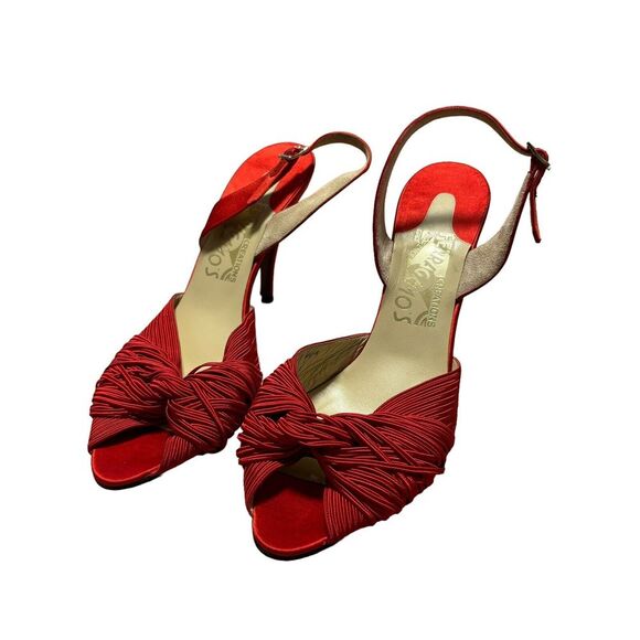 Vintage Red Limited Edition Pumps Shoes from Salvatore Ferragamo's Creations‎